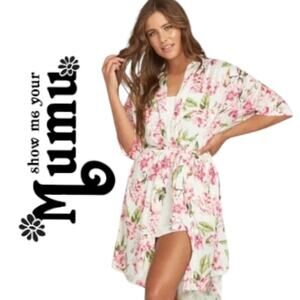 Show Me Your MuMu Floral Short Sleeve Robe O/S
